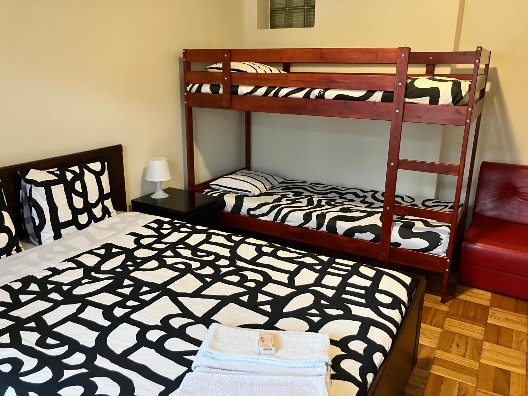 Microrent Rooms Брага Екстер'єр фото
