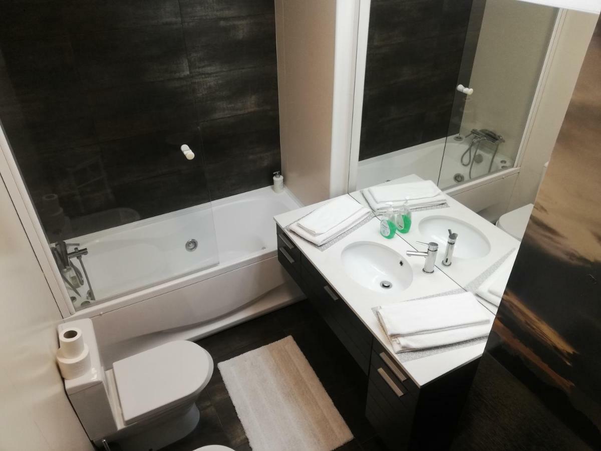 Microrent Rooms Брага Екстер'єр фото